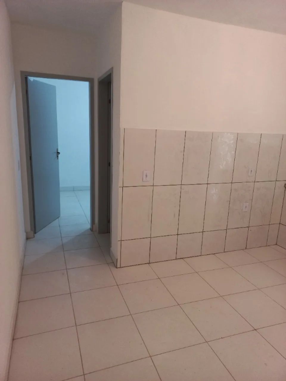 Casa 3 comodos no Embu - Foto 2