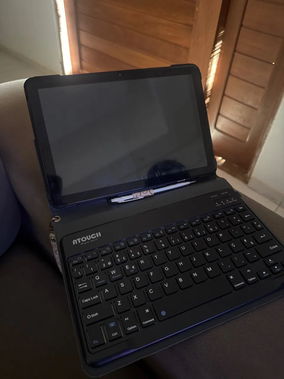 Tablet com teclado 