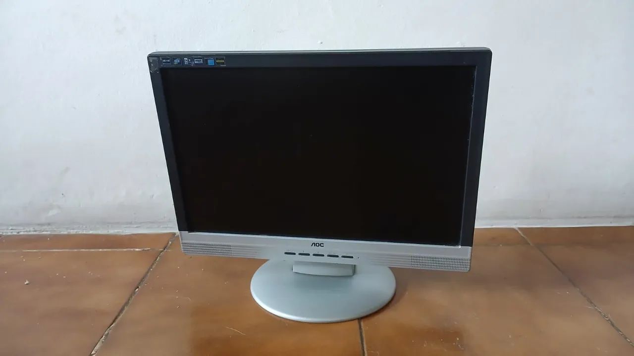 Monitor AOC
