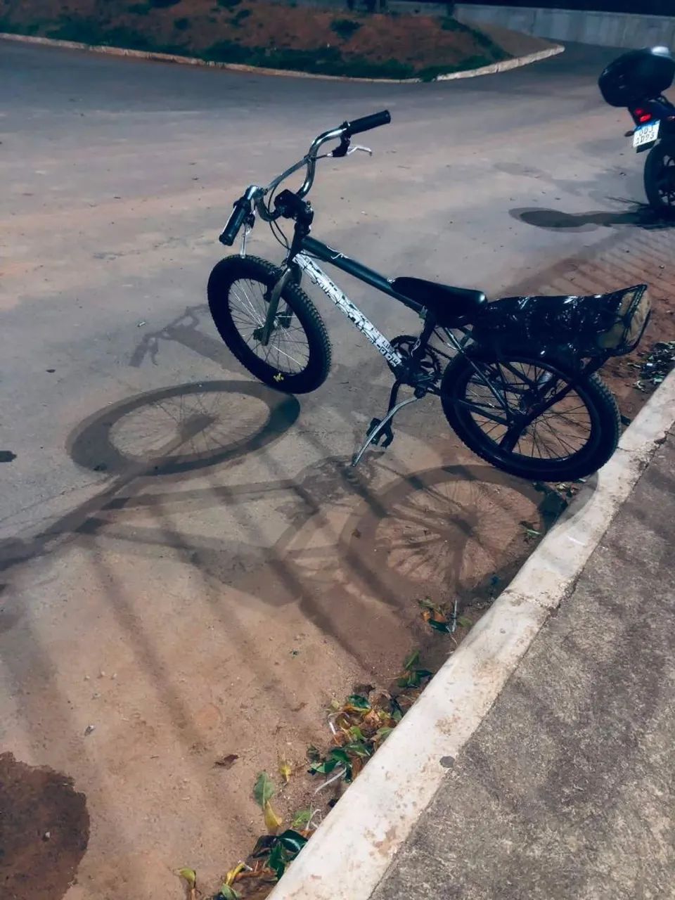 Bicicleta aro 20 - Foto 2