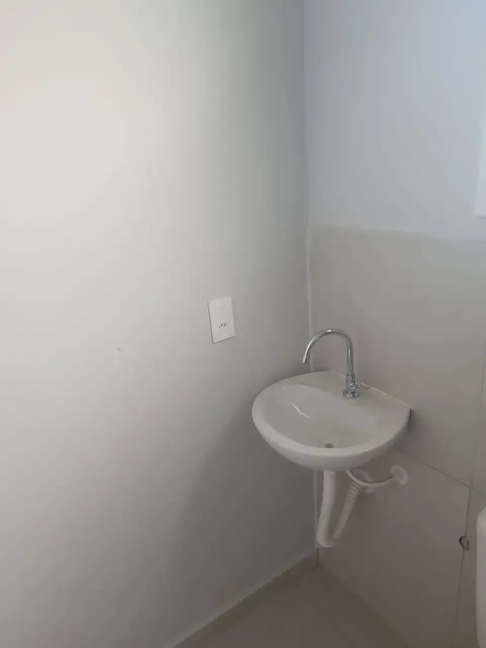 CASA NOVA TÉRREA, MURADA, 2 QUARTOS, COND. GUARÁ, REGIÃO DIST INDUSTRIAL E PARQ CUIABA - Foto 5