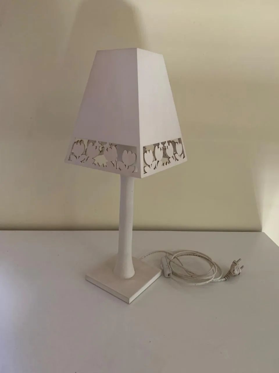 Comoda e abajur Marca Divicar - Foto 3