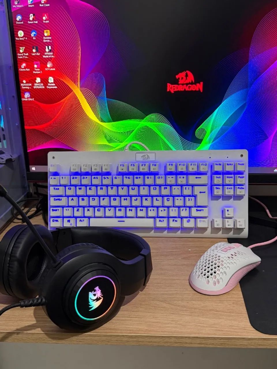 Mouse + teclado + headset gamer