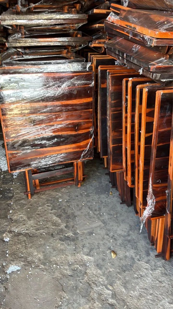 Mesas e Cadeiras em Madeira  - Foto 5