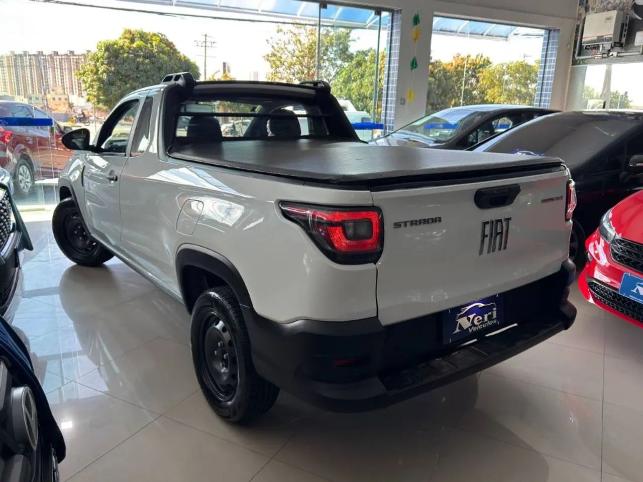 Fiat Strada Endurance 1.4 Flex 8V CS Plus 2023 - Foto 5