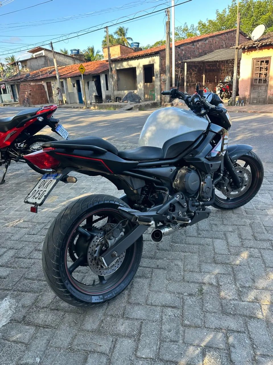 XJ6 N SP ABS - Foto 2
