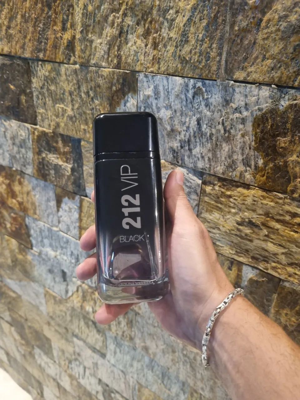 Perfume 212 Vip Black