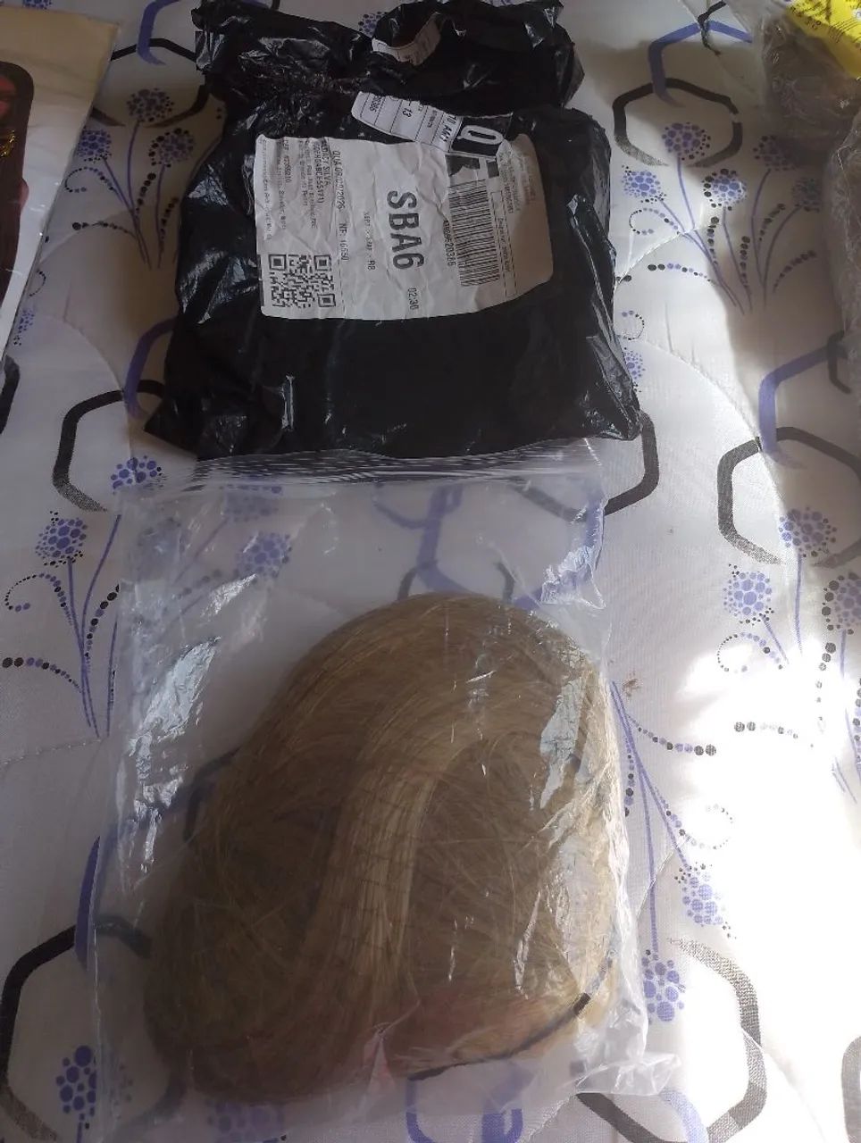 perucas e cabelos - Foto 4