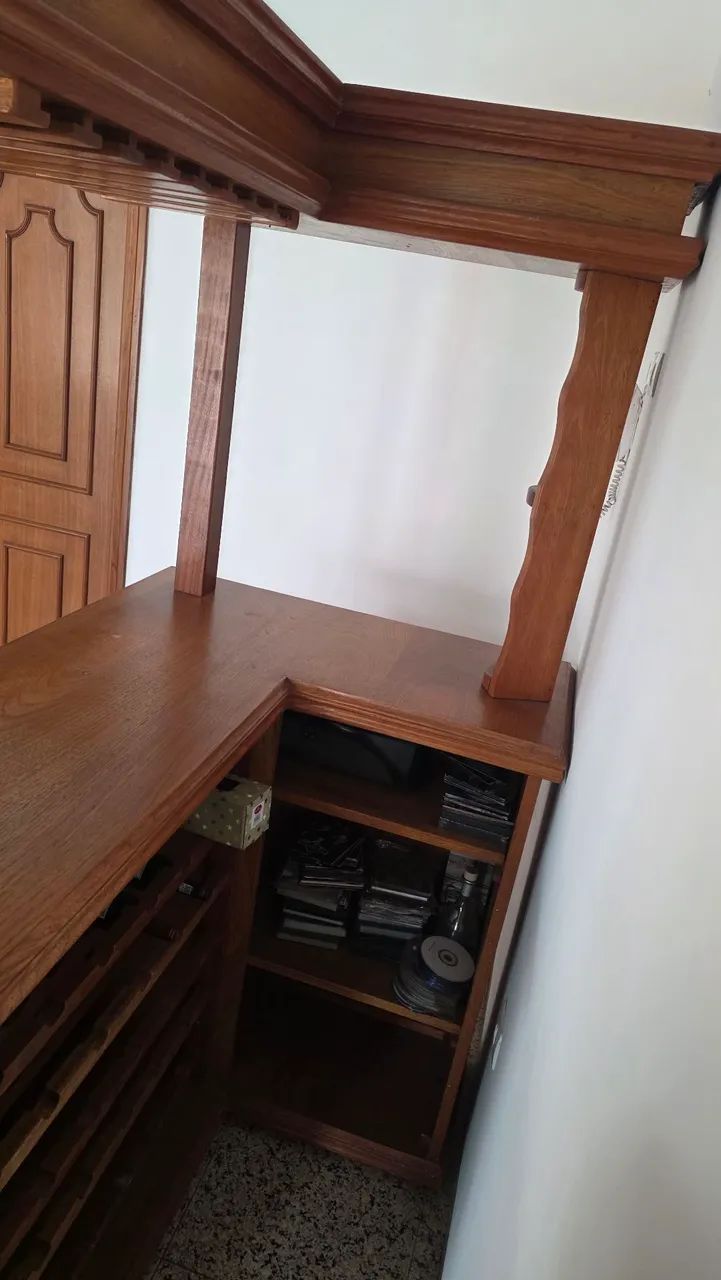 Vendo conjunto de bar residencial em madeira - Foto 2