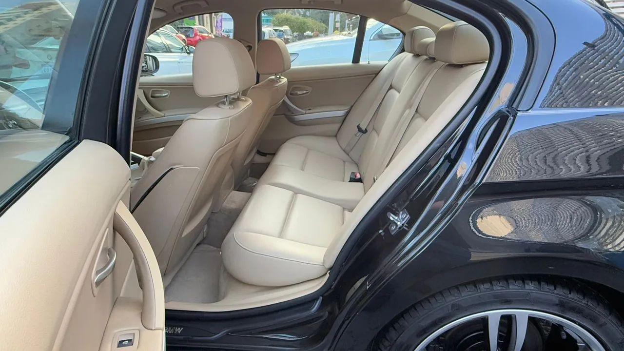 BMW 320I A 2010 - Foto 4