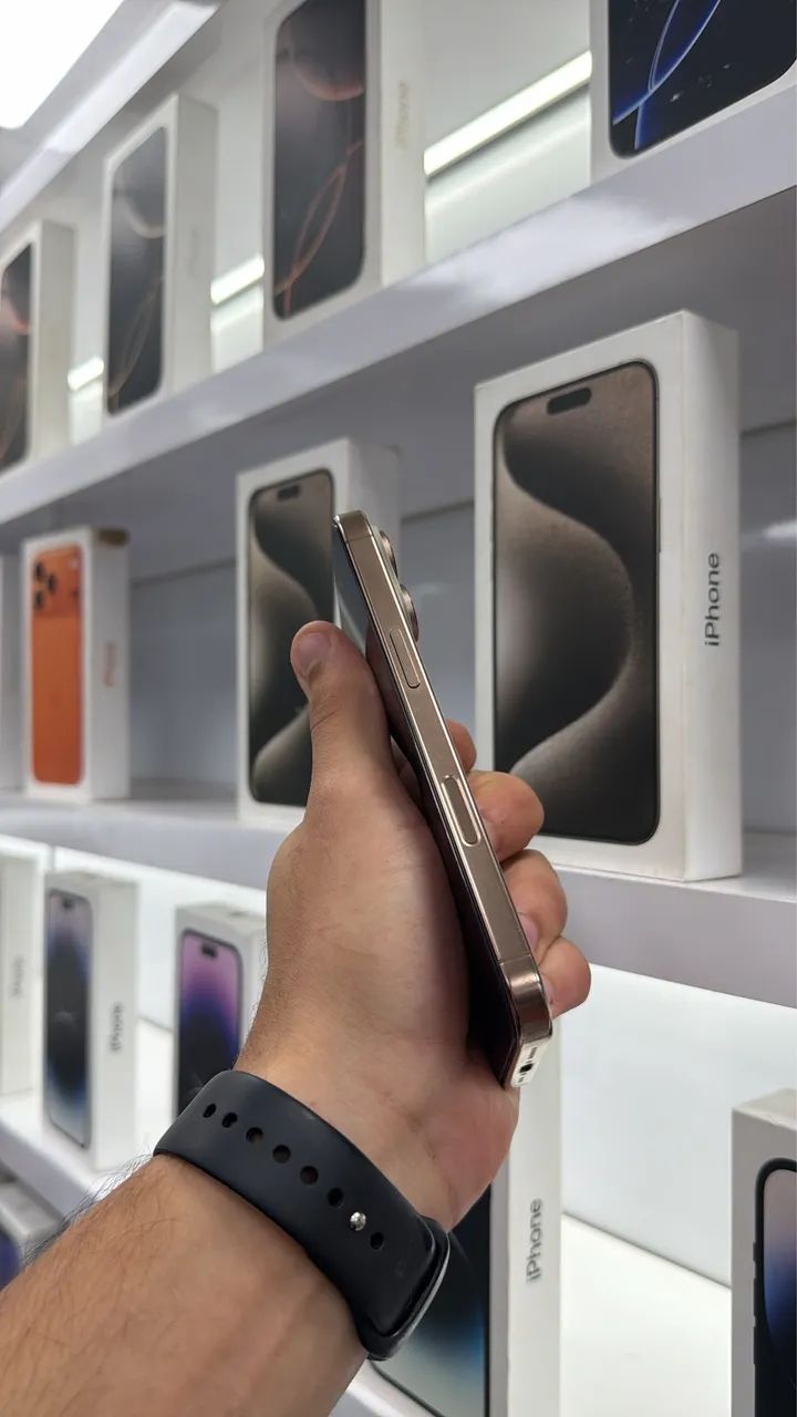 IPHONE 16 PRO 256GB DOURADO 