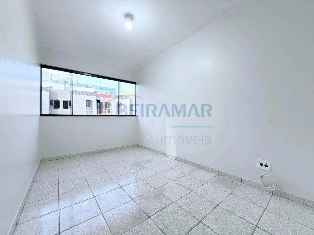 Edifício Bougainville  C 03 | Apartamento Amplo de 2 Quartos  Taguatinga Centro