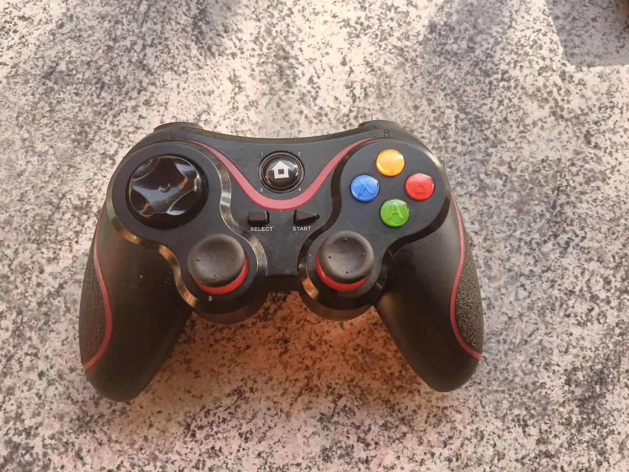 Gamepad Bluetooth compatível com qualquer dispositivo  - Foto 3