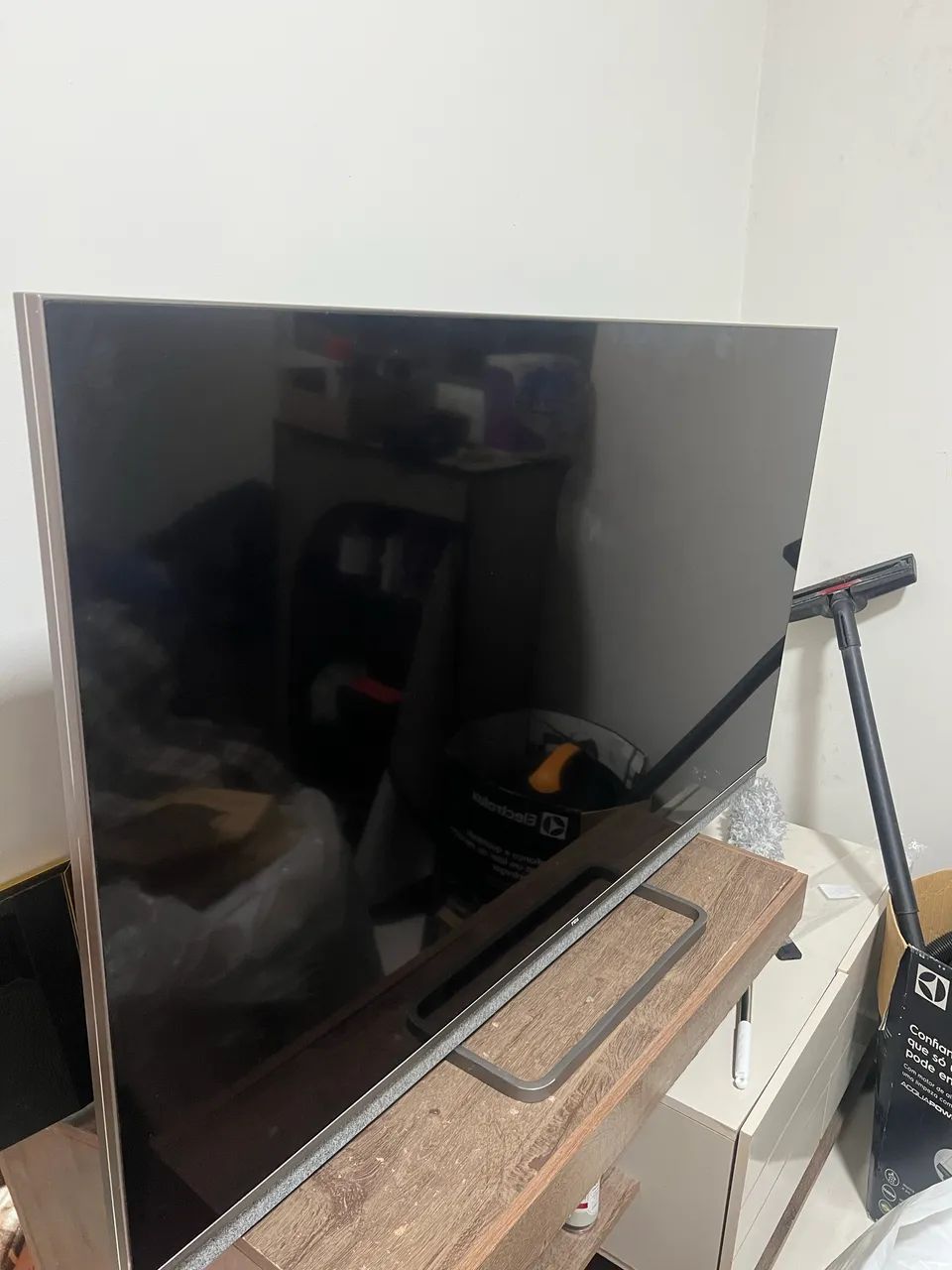 Tv c825 com defeito de imagem  para retirar peças 