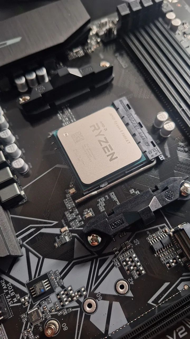 Placa Mãe Am4 B550 Gaming X V2 + Processador AMD Ryzen 5600XT - Foto 2