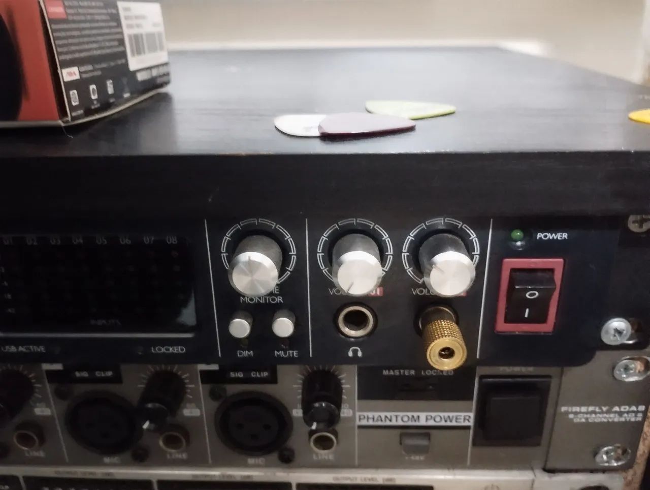 Interface de áudio Focusrite Scarlett 18i20 - 1st generation - Foto 6