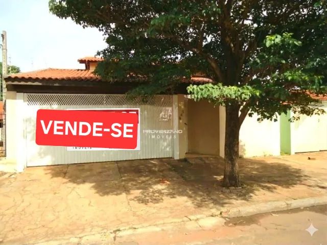 VENDE-SE CASA BAIRRO COLINOS 3 QUARTOS