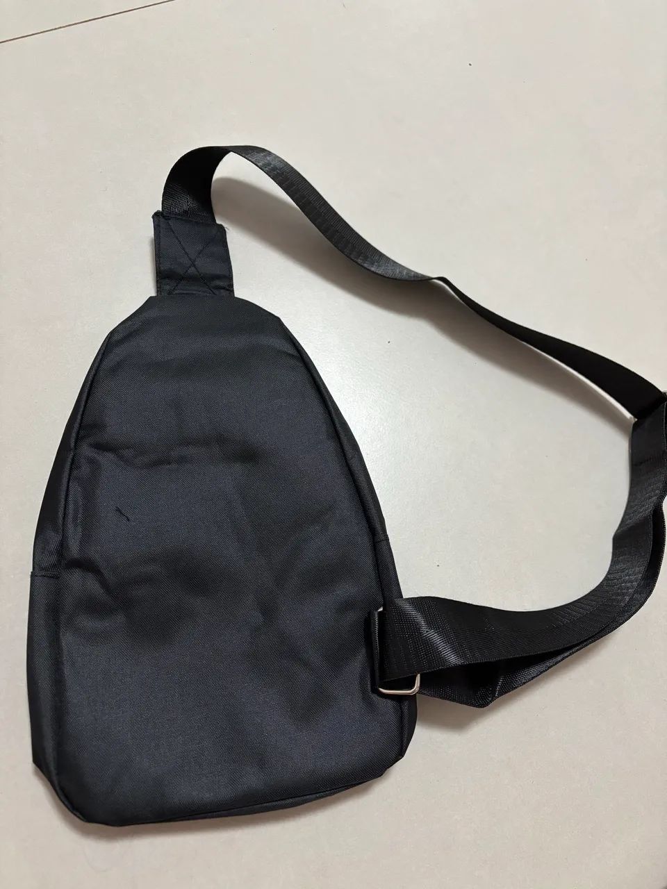 Mochila pequena nova preta - Foto 3
