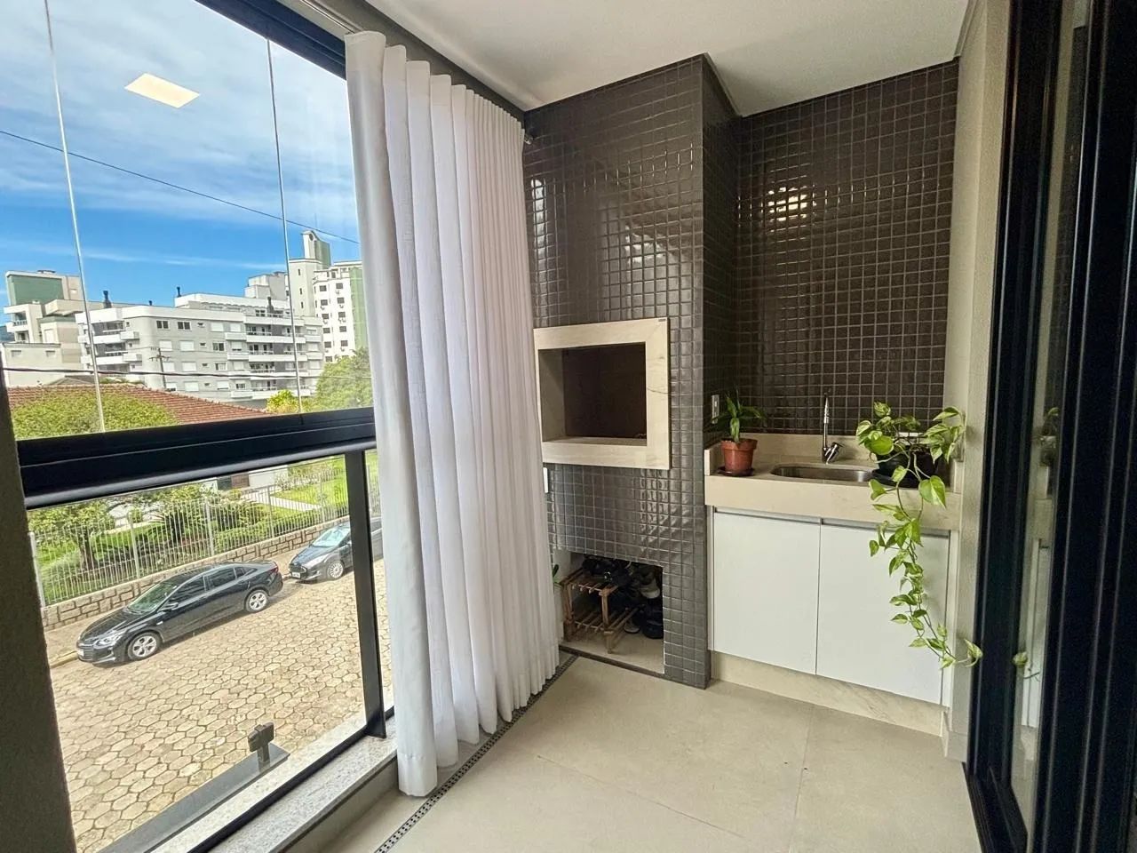 Apartamento 2 dormitórios sendo 1 suíte na Trindade, Florianópolis. - Foto 3