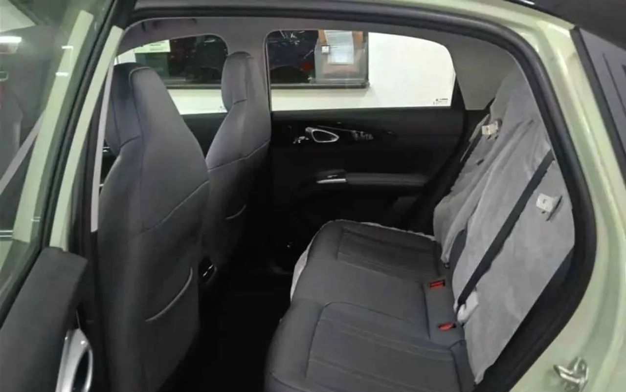Geely EX2 Max 2026 - Foto 4