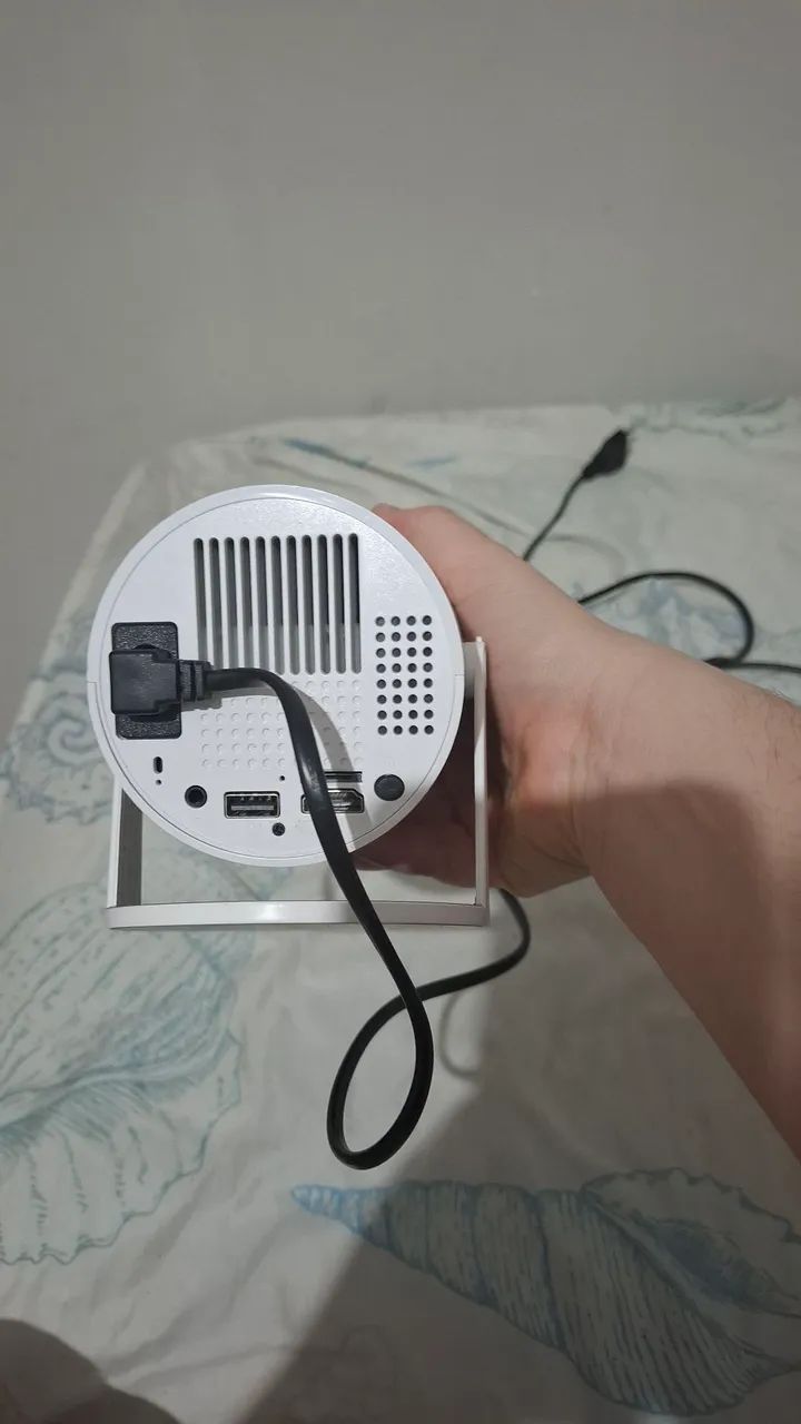 Projetor HY300 Android 11 Wi-Fi Bluetooth - Foto 3