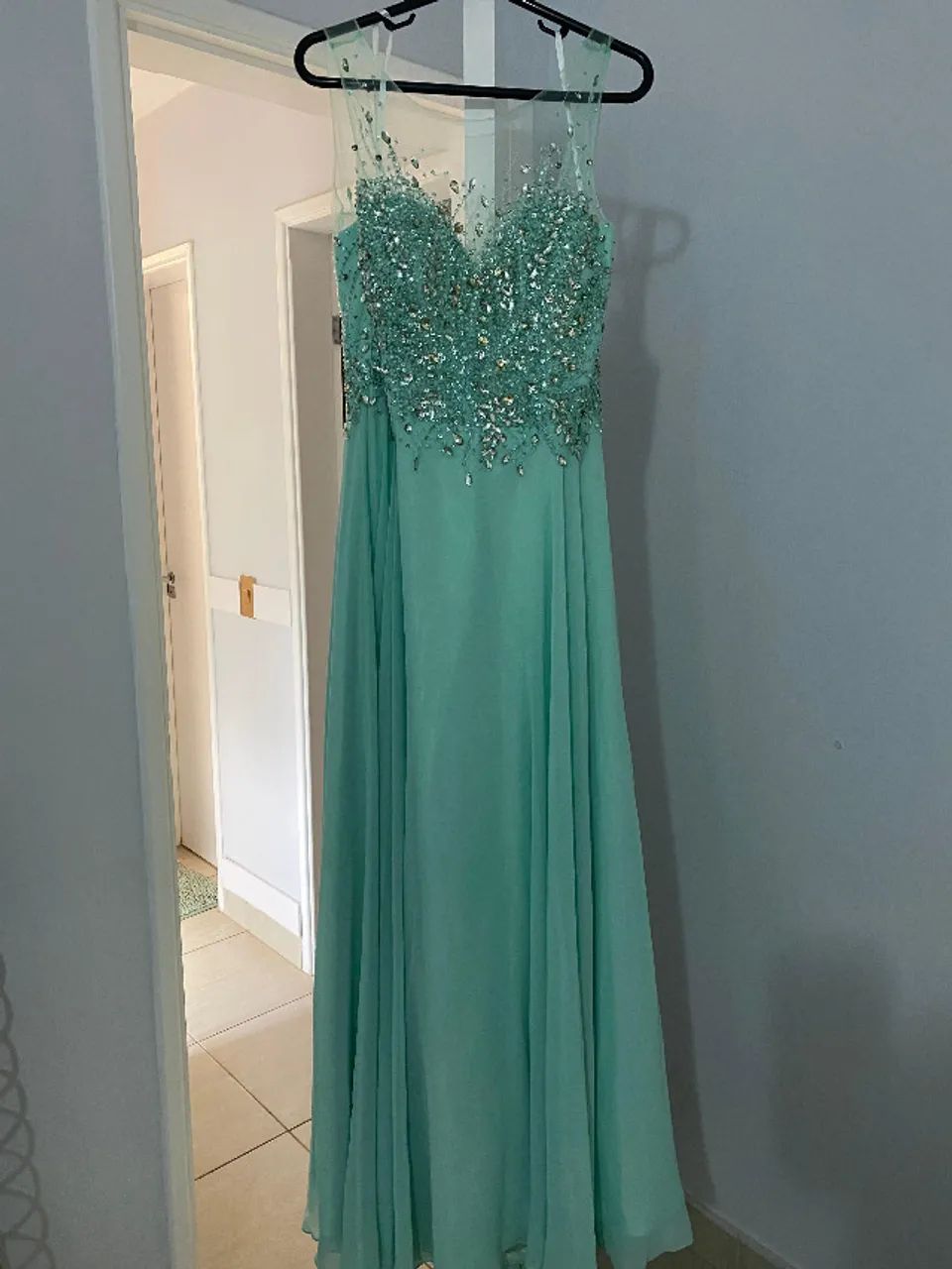 Vestido de Festa Longo Com Detalhes - Foto 4