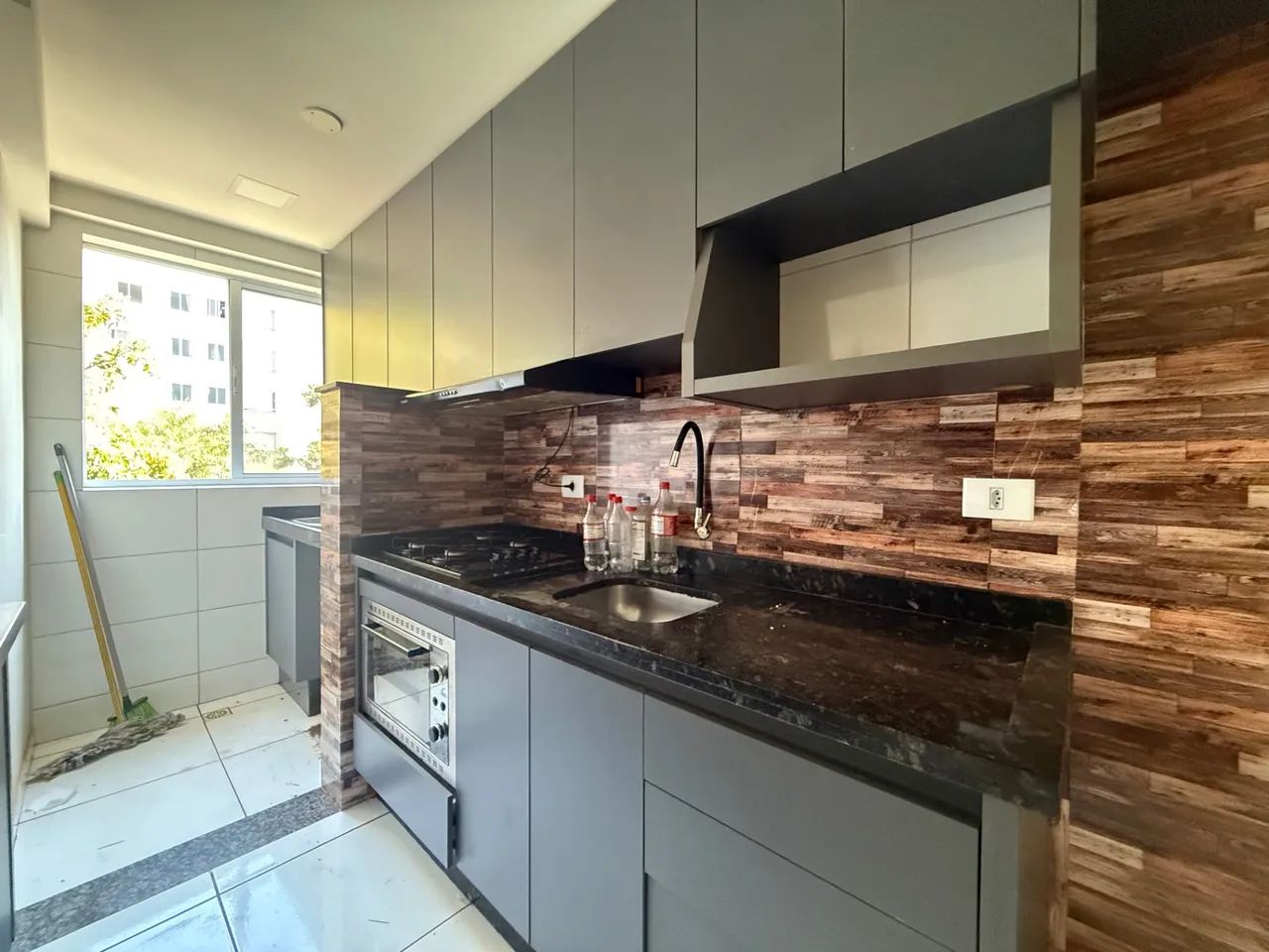 Apartamento com 2 Quartos e 50 m² no Jardim Alvorada em Maringá/PR - Foto 2