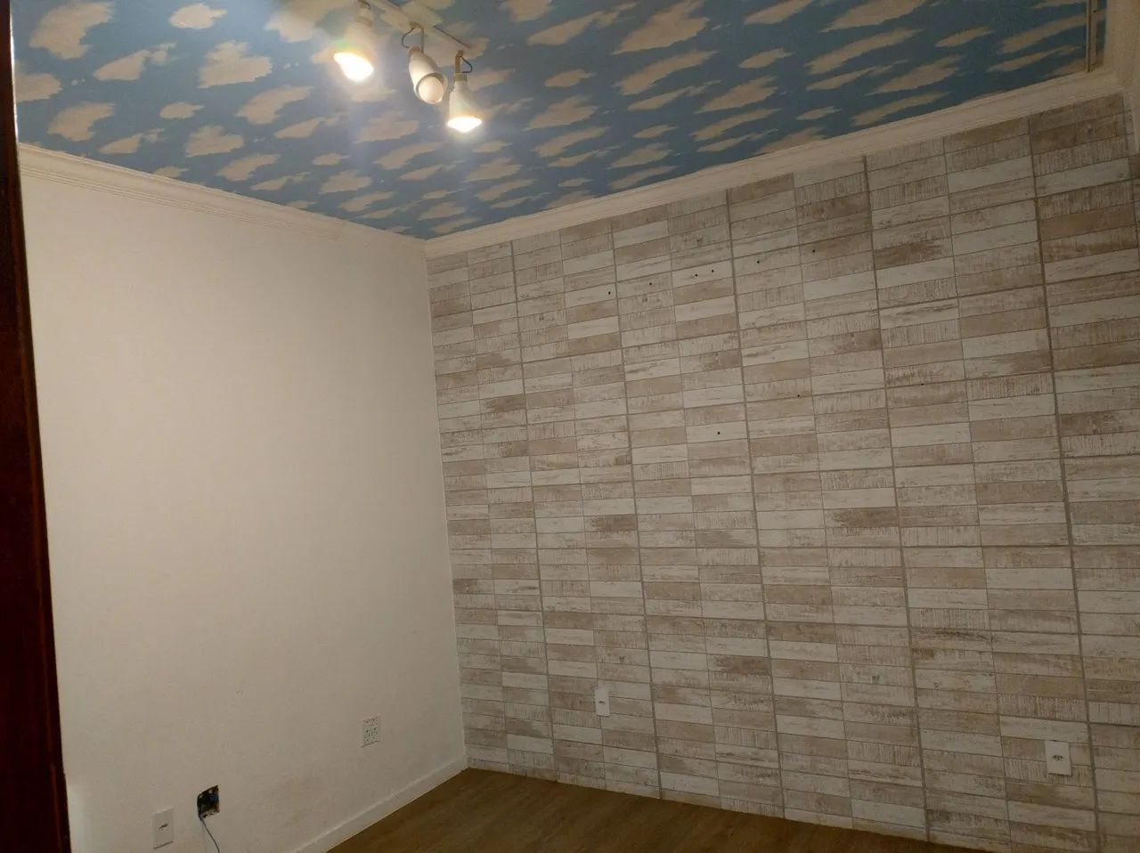 ALUGO CASA 120Mts2 P/ FINS COMERCIAL  ETAPA "A" VALPARAIZO CENTRO (DISPONIVEL) - Foto 2