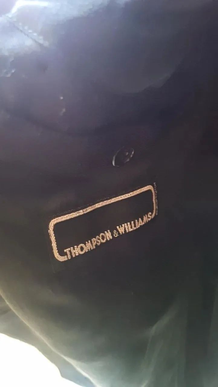 Sobretudo Thompson & Williams Importado e de Grife Internacional  - Foto 3