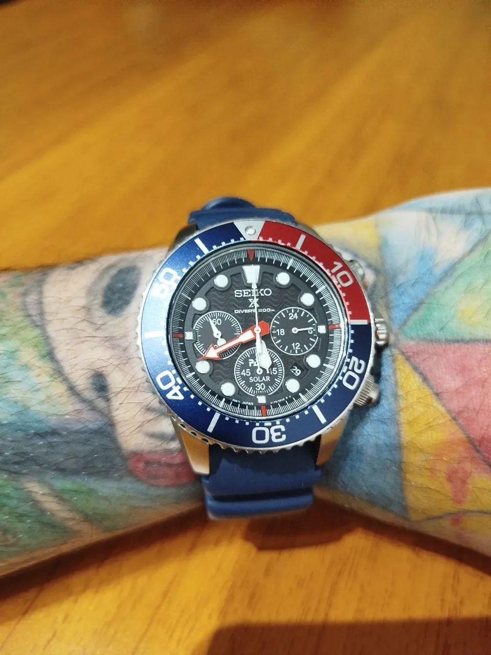 Relógio Seiko PADI solar 