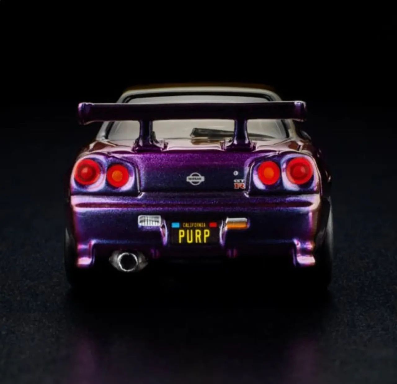 Hot Wheels RLC Exclusive Nissan Skyline GT-R (R34) Purple