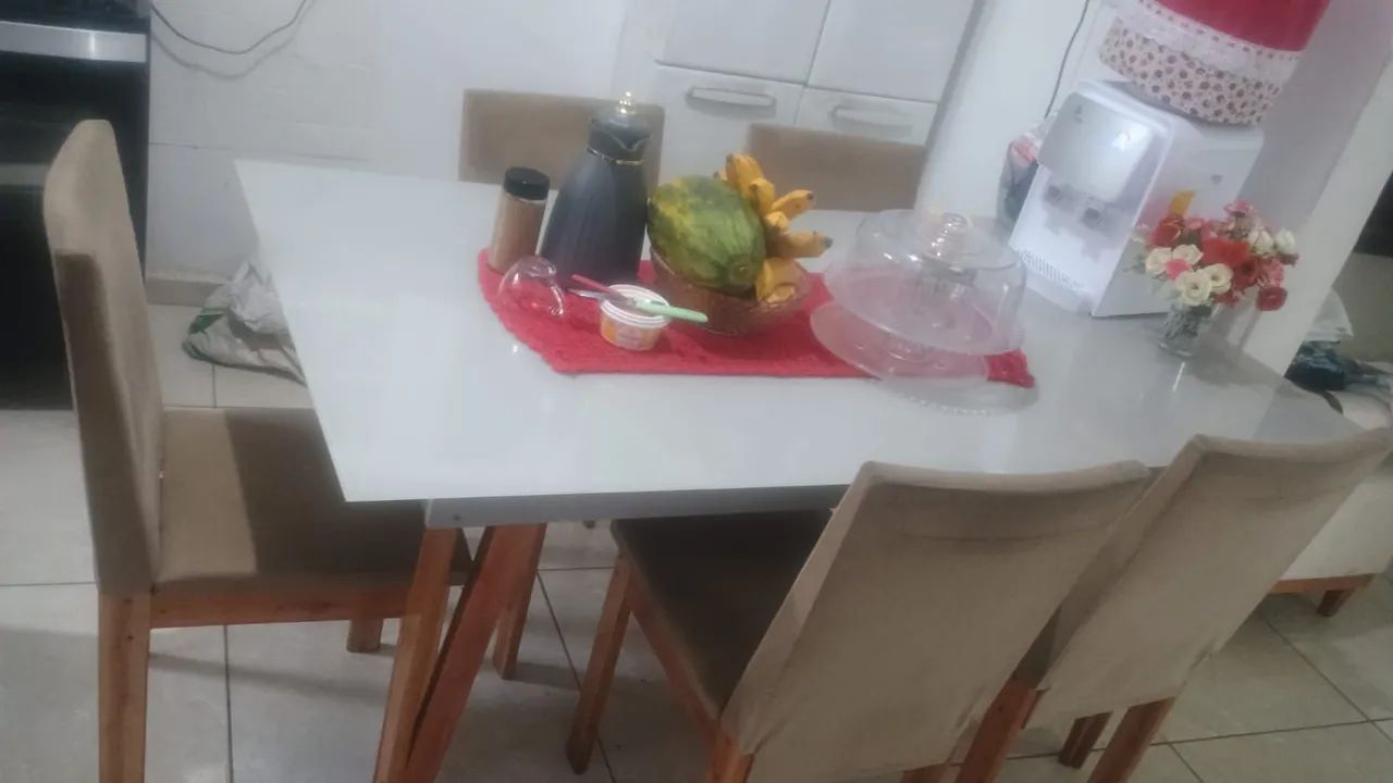 Mesa de 6cadeiras  - Foto 2