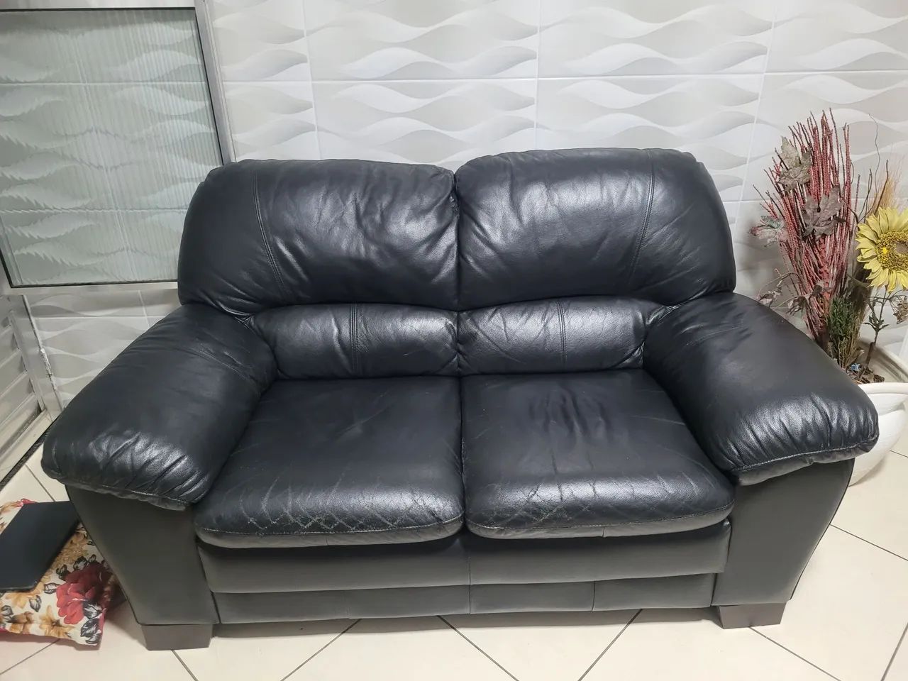 Sofá de courino 2 e 3 lugares - Foto 4