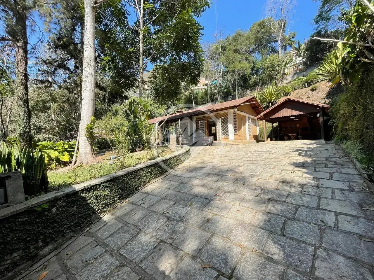 Casa linear de 3 quartos, ampla e cercada pela natureza em Teresópolis codigo: 360176 - Foto 2