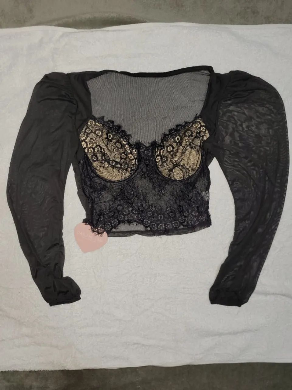 Cropped Preto de Renda com Tule e Manga Longa - Darlene Lima
