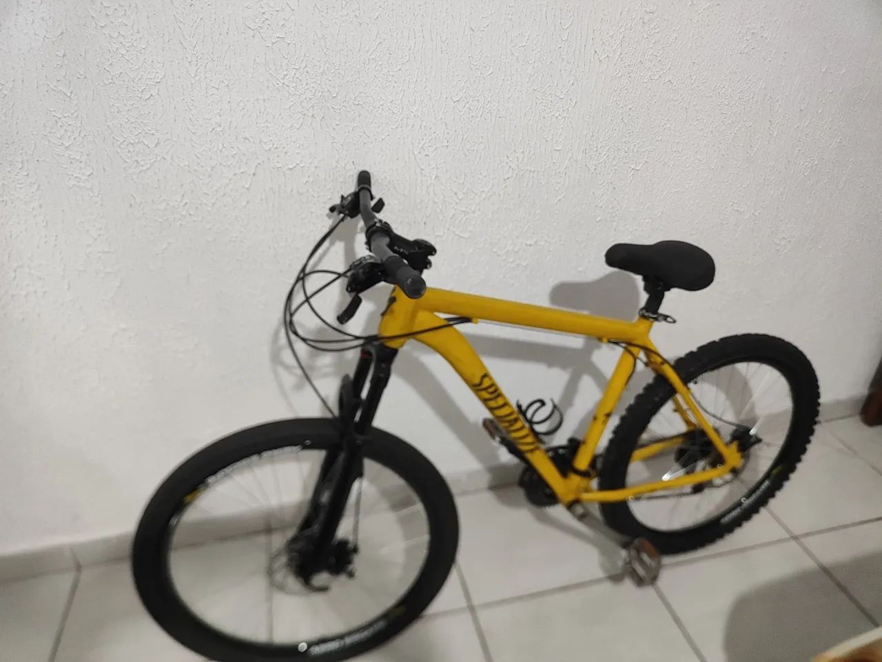 Bicicleta aro 26 Alumínio Freio disco - Foto 2