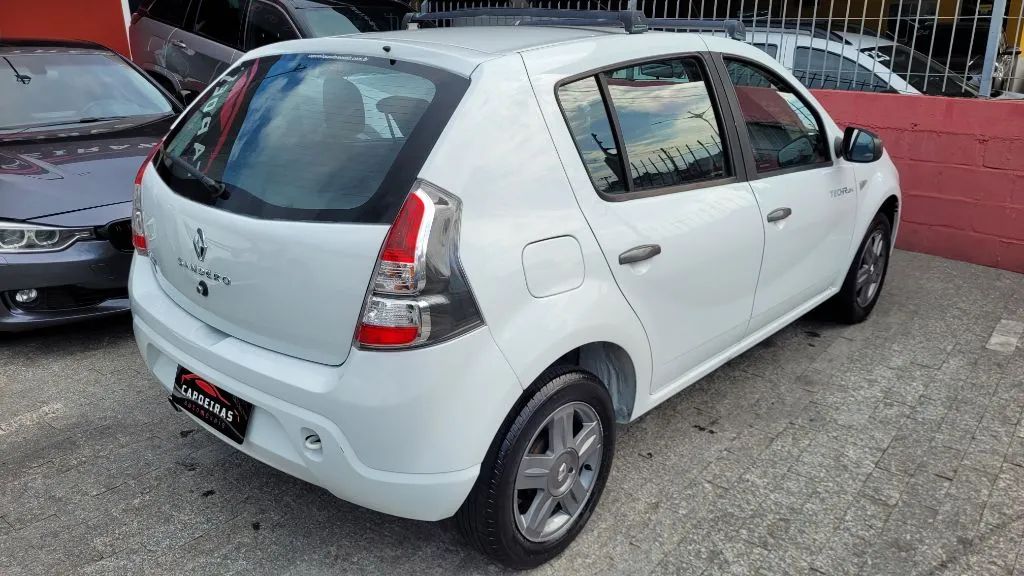 Renault Sandero Authentique Hi-flex 1.0 16V 5P 2014 - Foto 2