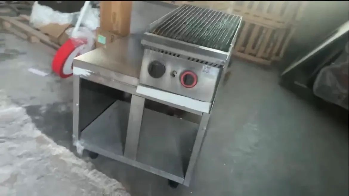Churrasqueira Char Broiler a Gás Profissional com Chapa e Grelha - Foto 2