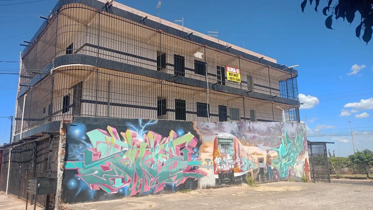  ALUGA-SE KITNET. ( SOMENTE PARA UMA PESSOA)