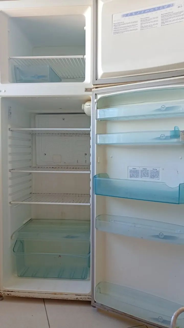 Vendo geladeira  - Foto 2