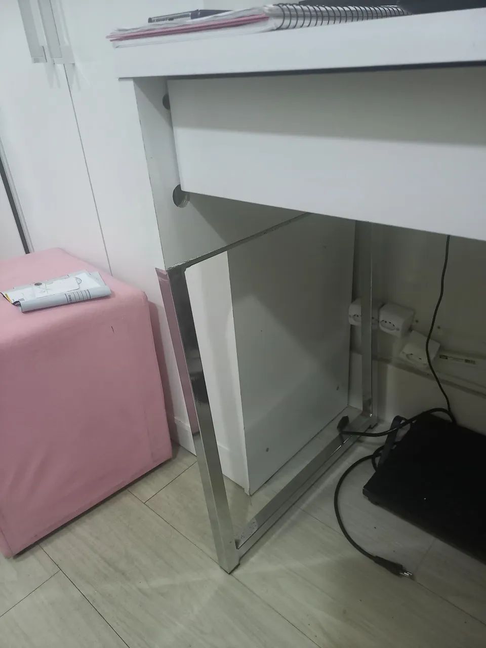 MESA COM GAVETAO E NICHO - Foto 5