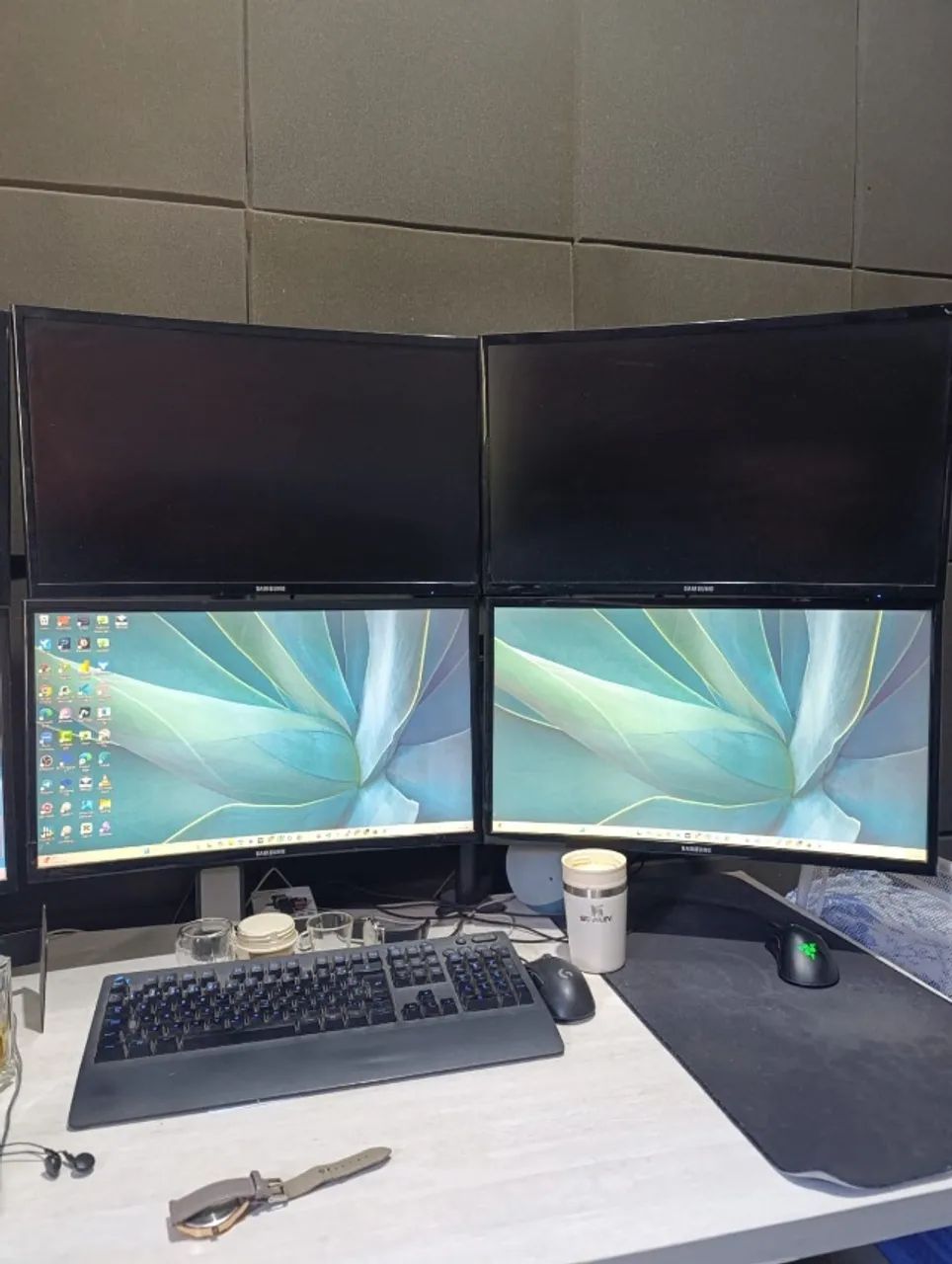Suporte de mesa paraaté 4 monitores 