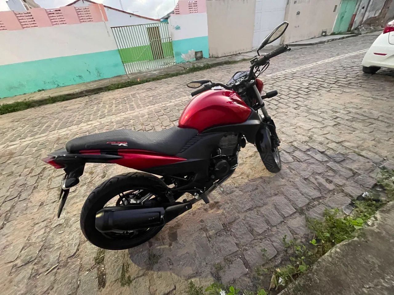Vendo CB 300 - Foto 2