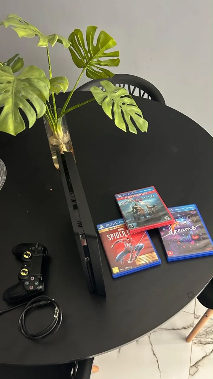 PS4 slim