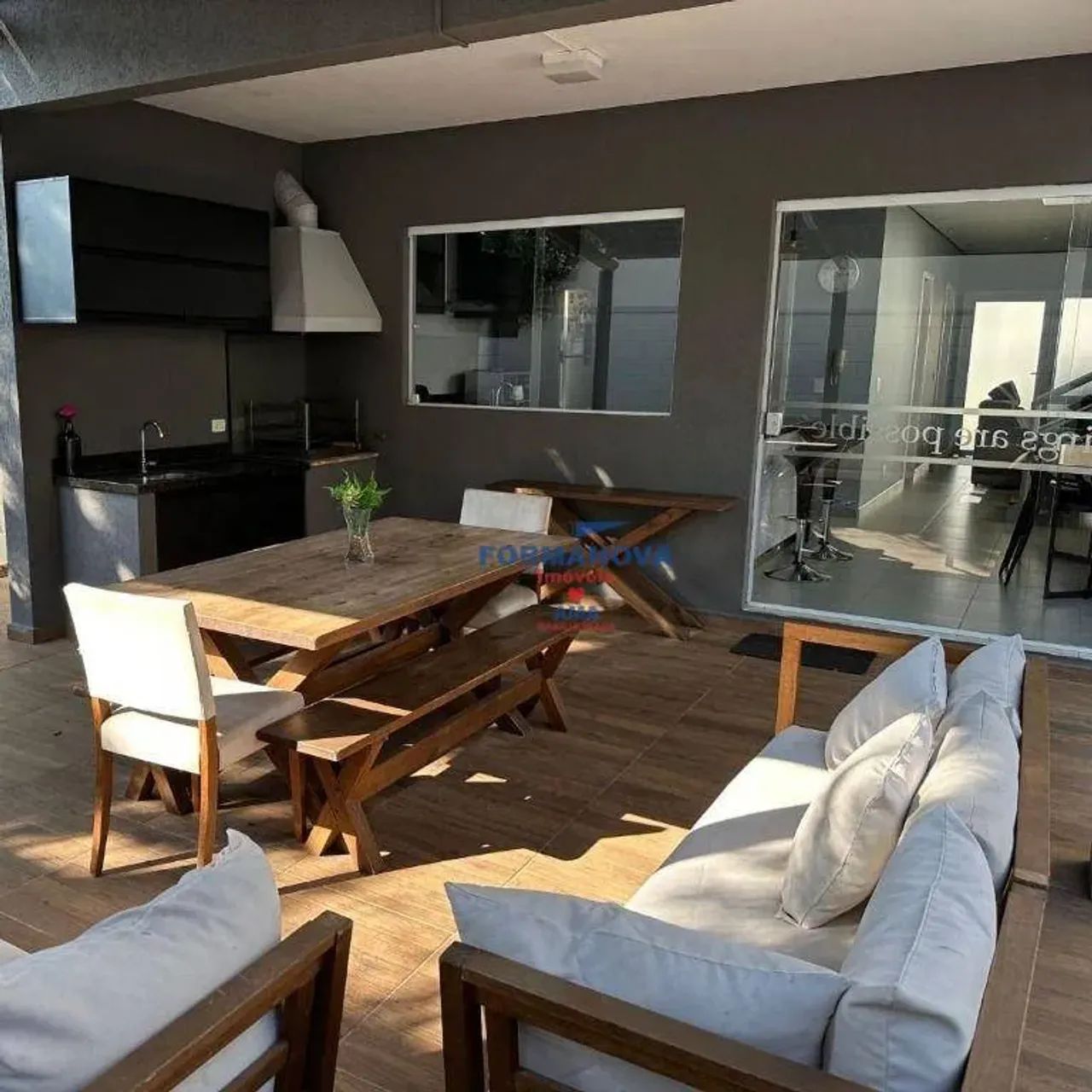 Casa com 3 Suítes à venda na Granja Viana - Foto 4