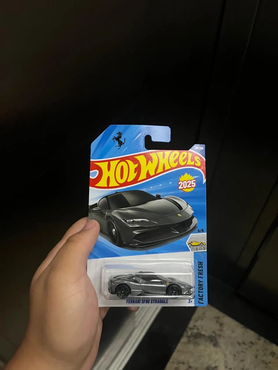 Trio ferrari64962189999363120