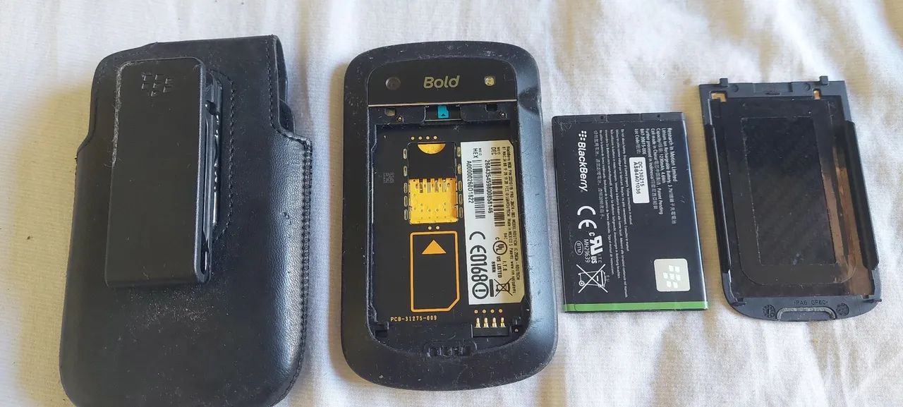 blackberry bold 9930 smartphone celular Blackberry sprint com case  e carregador  - Foto 3