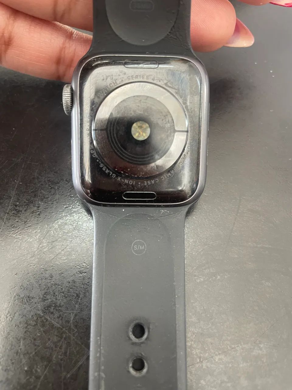 Watch série 4 (Nike)