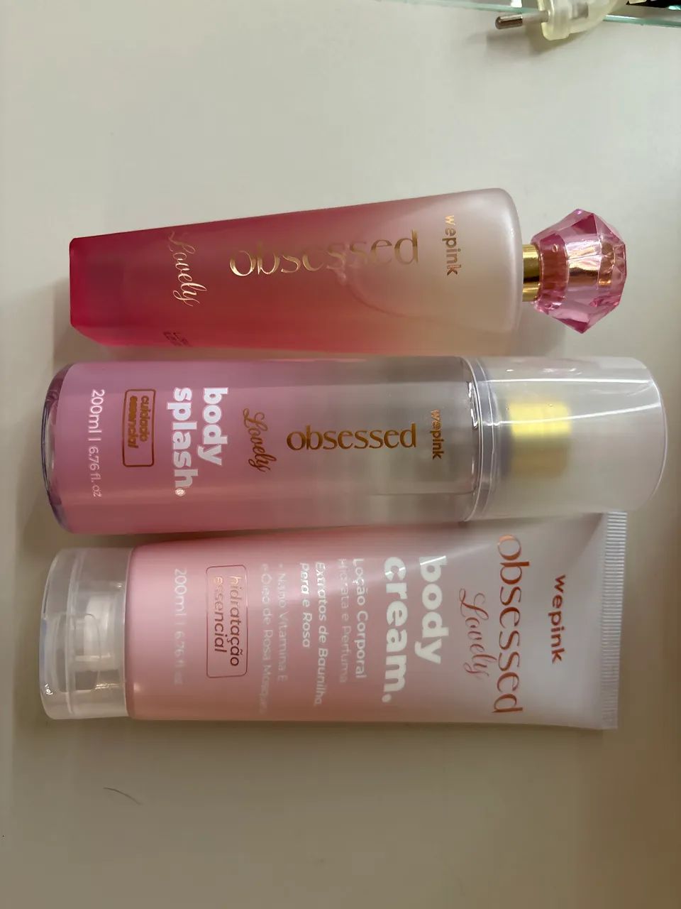 KIT OBSESSED LOVELY - WE PINK 