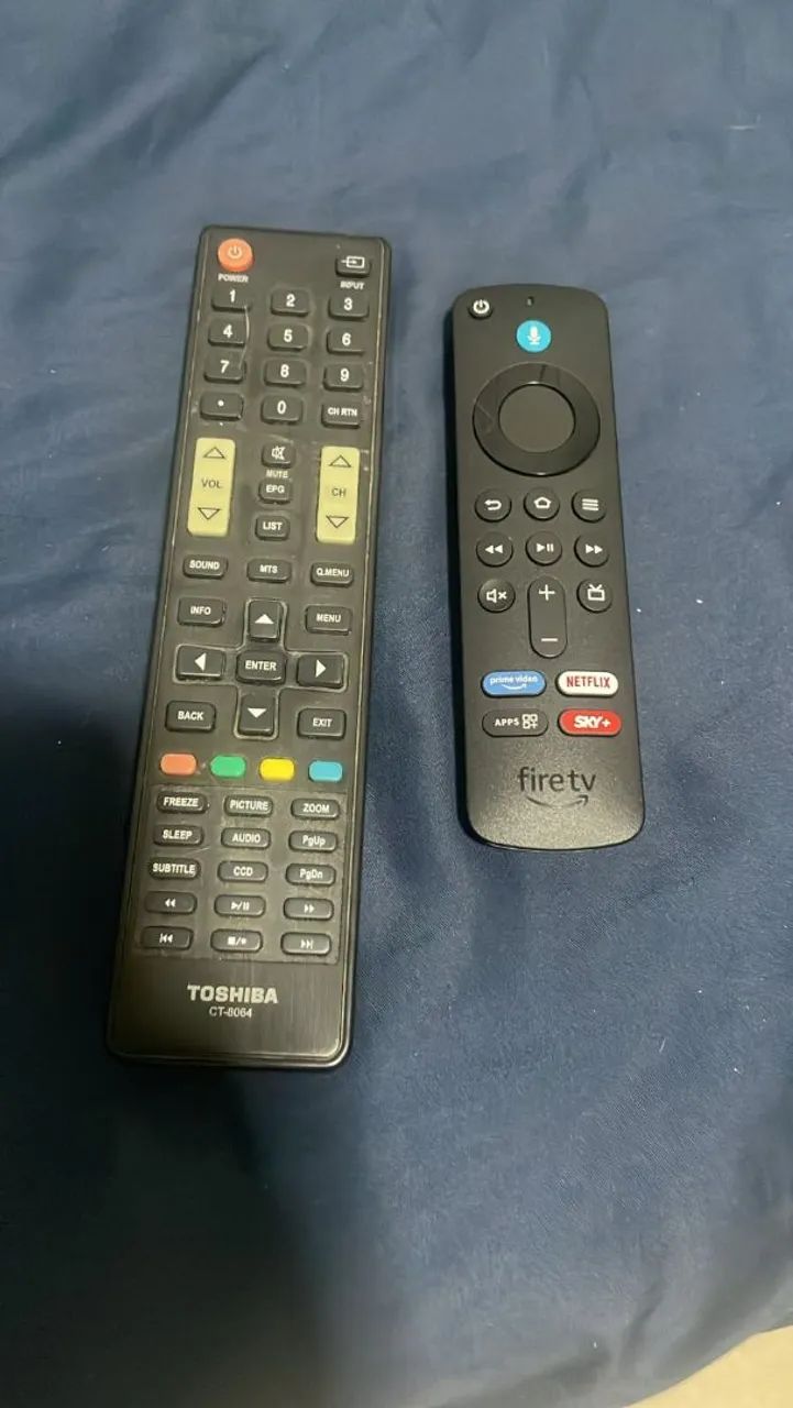 Tv Toshiba 32" + Fire Stick - Foto 2